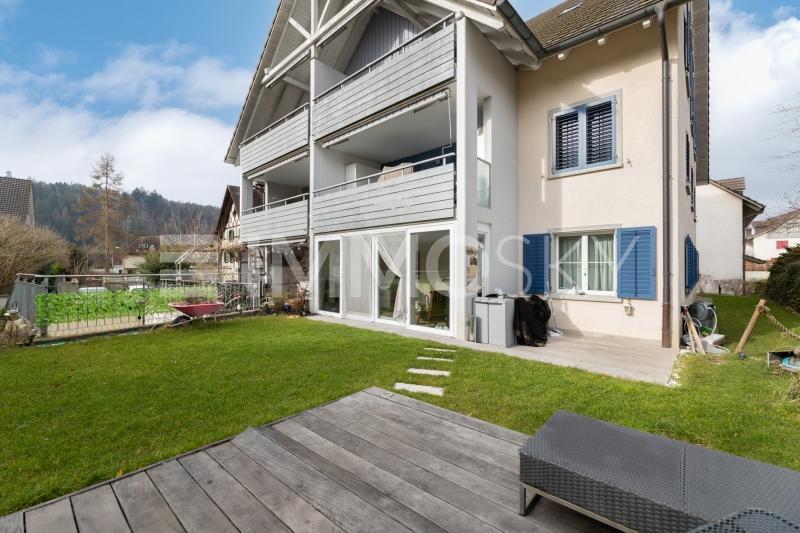 Überschaubare Eigentümergemeinschaft - 4.5 Zimmer Wohnung in Glattfelden