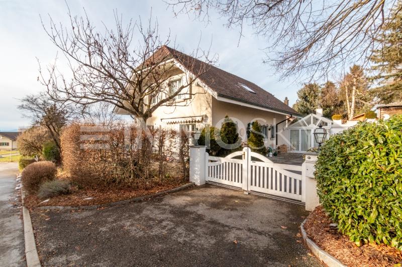 Private Einfahrt - 6.5 pièces Maison individuelle a Giffers