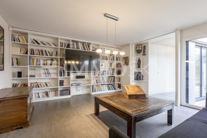 Agréable bibliothèque - 11 pièces Maison a Le Vaud
