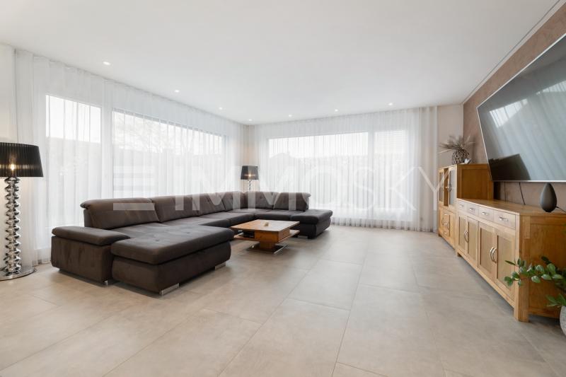 Wohnen mit viel Licht - 7.5 pièces Maison individuelle a Strengelbach