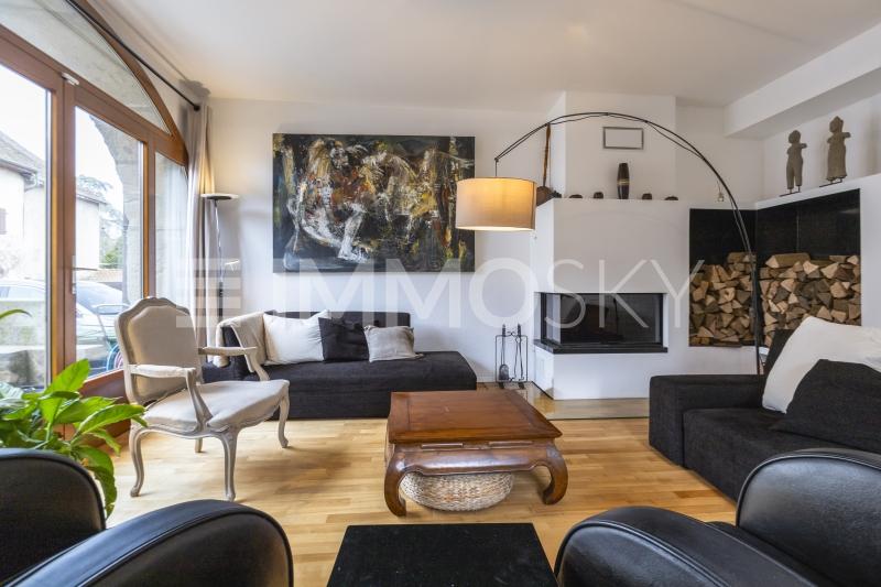 Salon confortable avec sa cheminée - 8.5 Zimmer Haus in Plan les Ouates