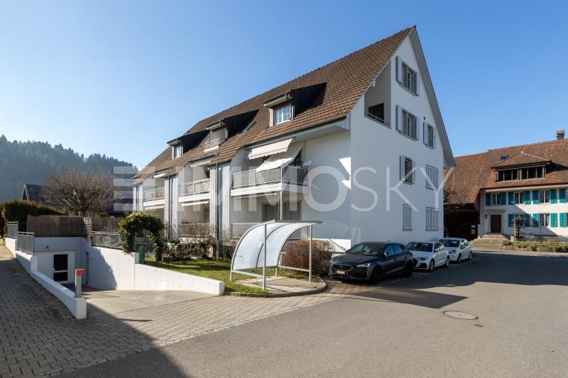 Ruhig und sonnig - 4.5 Zimmer Wohnung in Lenzburg