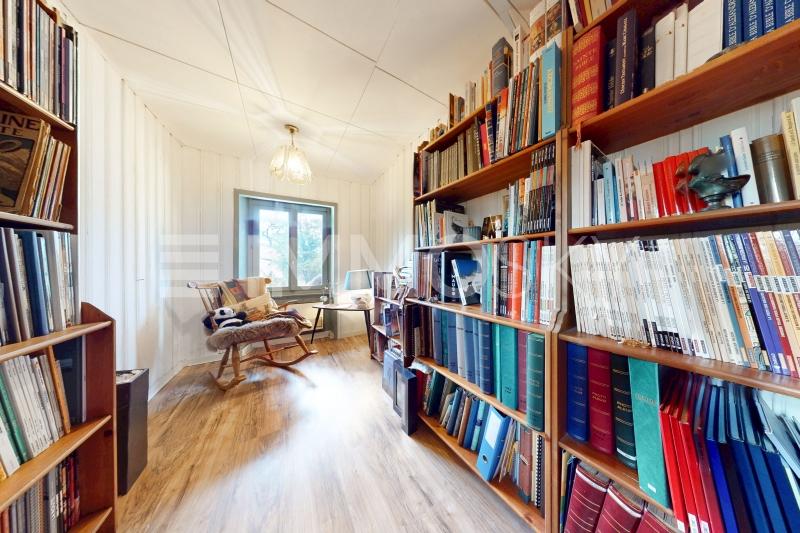 Chambre cosy - 9 pièces Maison individuelle a Curtilles