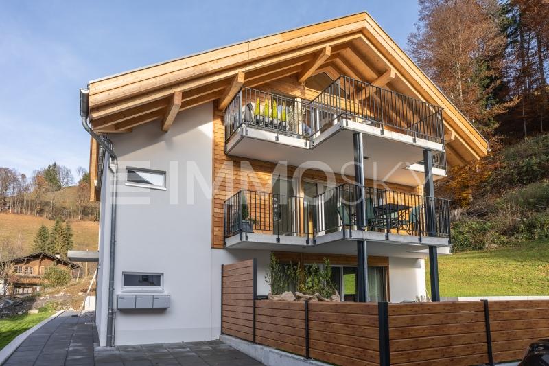 Wohnen in Traumlage - 8 Zimmer Maisonette in Emdthal