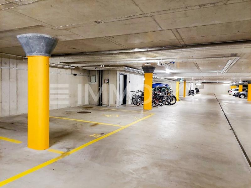 Gepflegte Tiefgarage - Income property in Aesch LU
