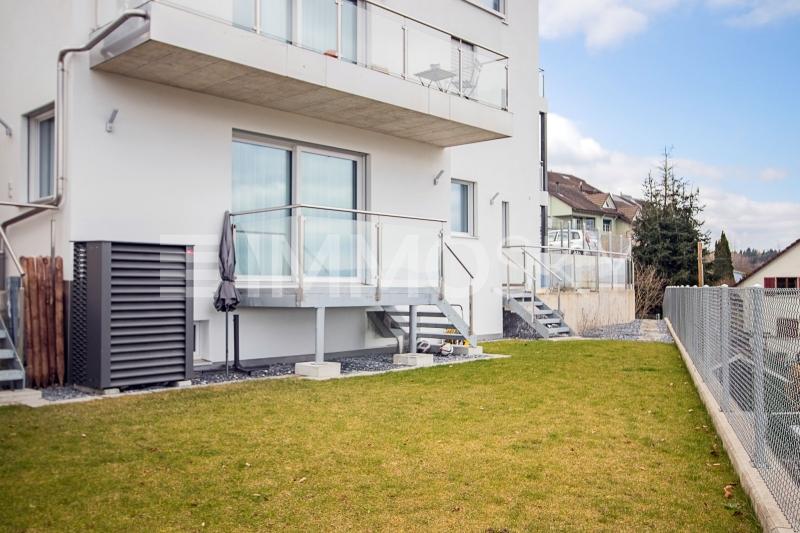 Privatreich - 4.5 Zimmer Gartenwohnung in Holziken
