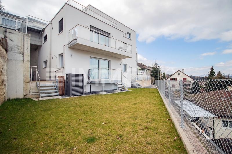 Ihr neues Reich mit Garten - 4.5 Zimmer Gartenwohnung in Holziken