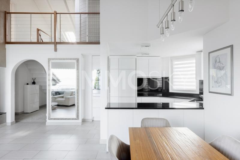 Blick zur Wohngalerie - 5.5 Zimmer Wohnung in Altendorf