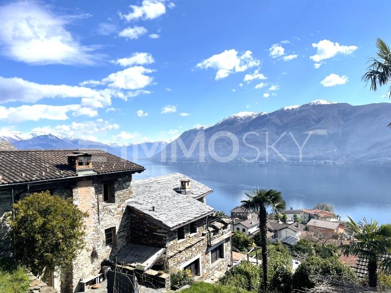 Panoramica dal giardino sul versante nord - 2.5 Zimmer Haus in Brissago