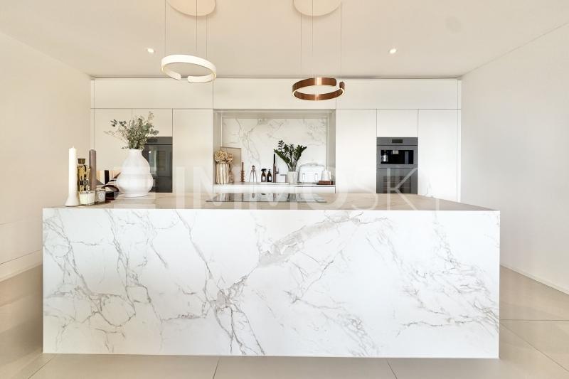 Cuisine de haut standing - 5.5 pièces Appartement en rez-de-chaussée a Twann Tüscherz