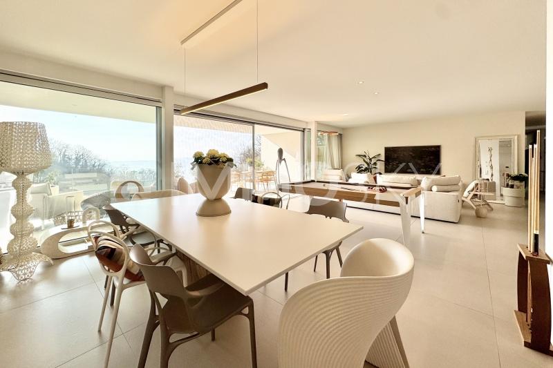Grand séjour baigné de lumière - 5.5 pièces Appartement en rez-de-chaussée a Twann Tüscherz