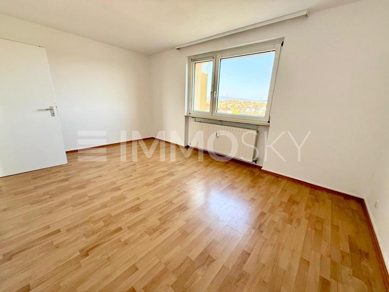 Schlafzimmer mit Taunusblick - 