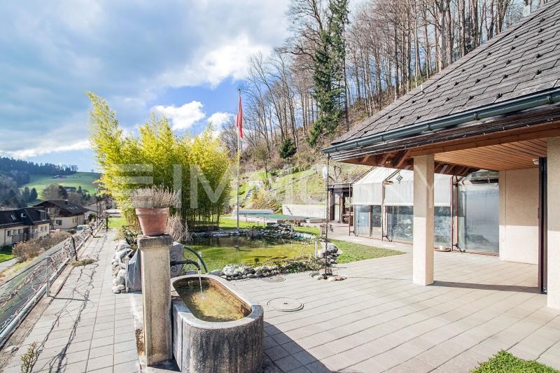 Über 2000 m2 Grundstück - 6.5 Zimmer Haus in Huttwil
