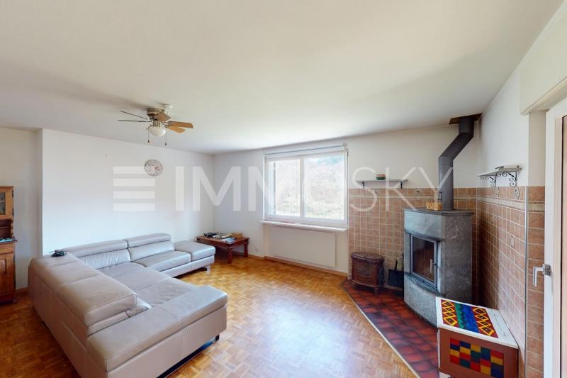 Ampio soggiorno con stufa svedese - 3.5 pièces Maison a Semione