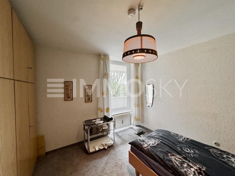 Helles Schlafzimmer oder Büro - 