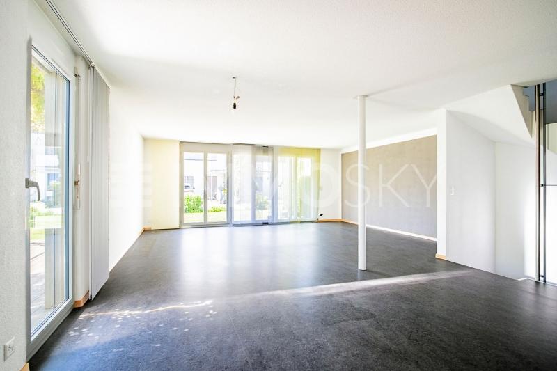 Viel Platz - 6.5 Zimmer Doppeleinfamilienhaus in Strengelbach