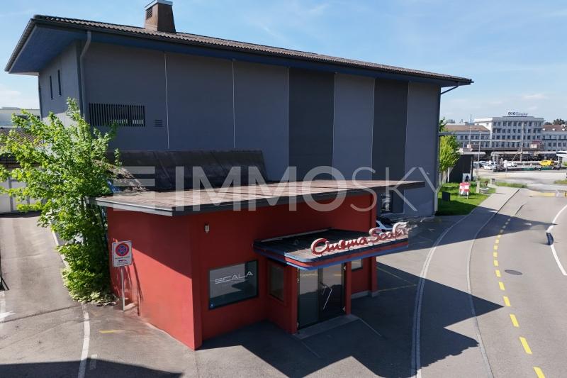 Aussenansicht Gebäude - 6 Zimmer Gewerbehaus in Zofingen