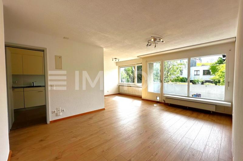Hell und offener Ess- und Wohnbereich - 4.5 rooms Flat in Bern
