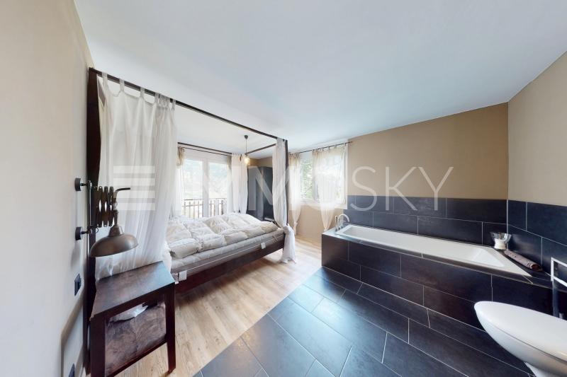 Zimmer mit Badezimmer - 4.5 Zimmer Ferienwohnung in Grächen