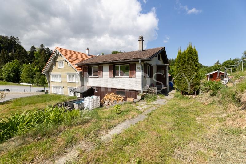 Separater Eingang - 2 Wohnungen Mehrfamilienhaus in Walzenhausen