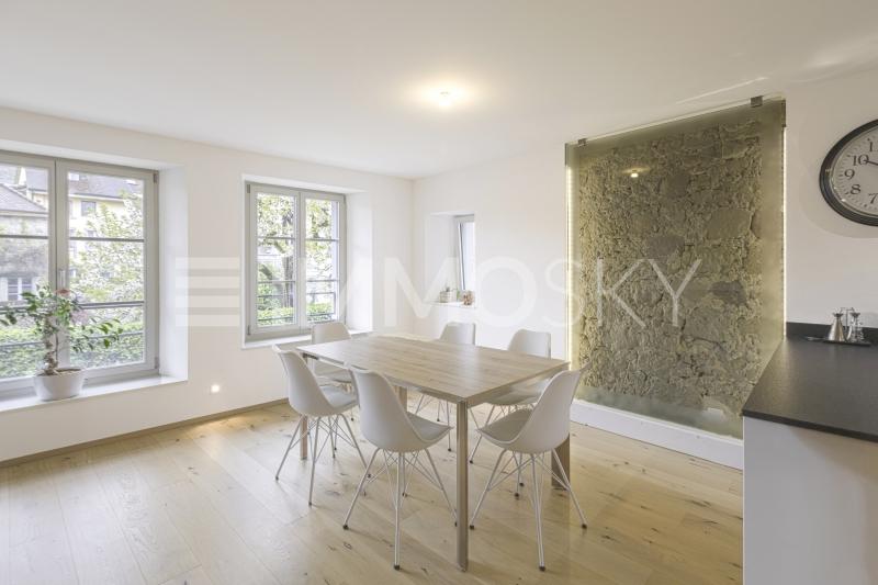 Salle dinatoire lumineuse - 3.5 rooms Maisonette in Estavayer le Lac