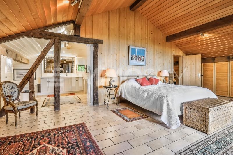 Chambre parentale spacieuse - 8 pièces Maison individuelle a Arzier
