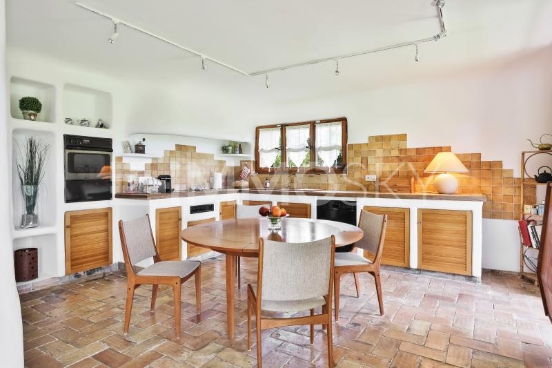 Cuisine charmante - 8 pièces Maison individuelle a Arzier