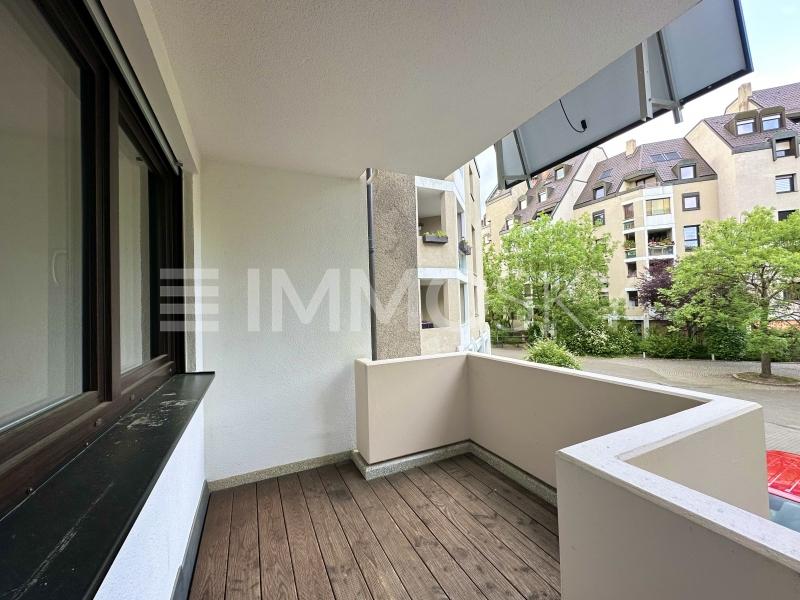 Heller Balkon - 