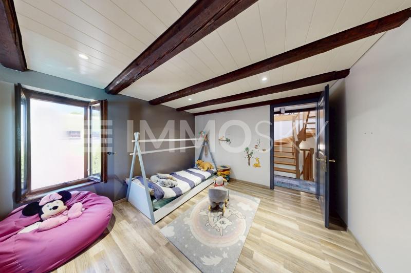 Superbe chambre spacieuse - 5.5 Zimmer Reihenmittelhaus in Auboranges
