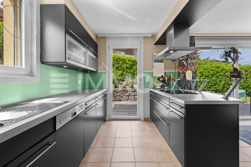 Grande cuisine fonctionnelle - 6.5 pièces Maison jumelle a Monthey