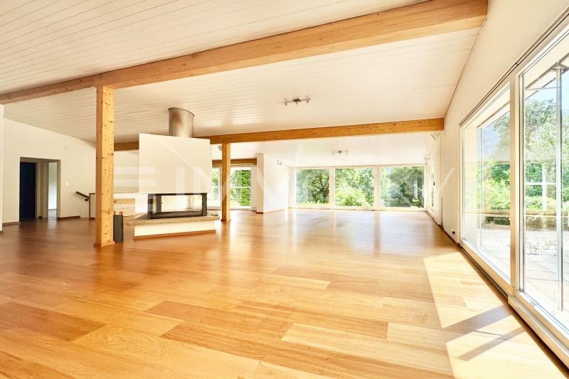 Grand séjour avec cheminée - 4.5 pièces Villa a La Heutte