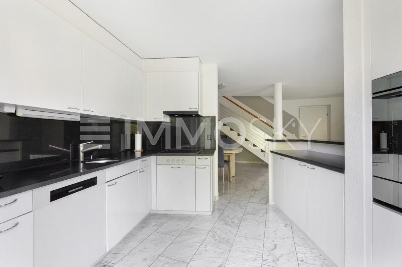 Küche mit neuen Geräten - 6.5 pièces Maison individuelle a Kerns