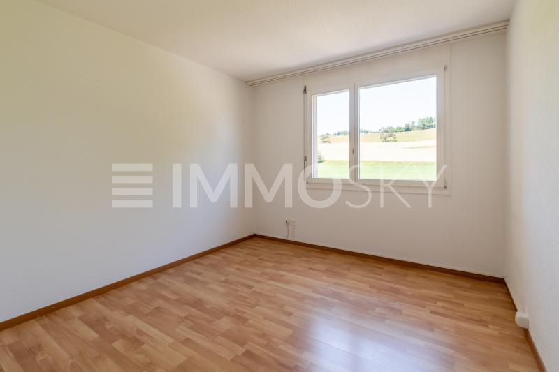 Grosses Kinderzimmer - 5.5 pièces Appartement a Orpund