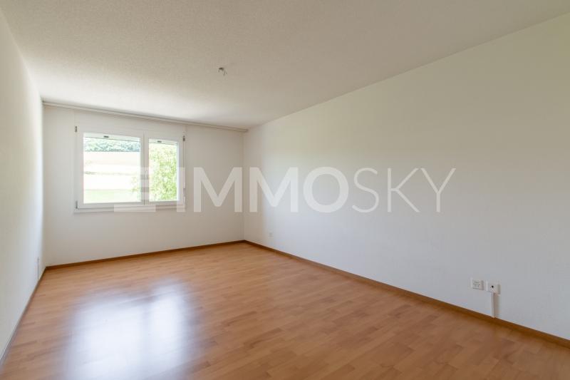 Helles Schlafzimmer - 5.5 pièces Appartement a Orpund