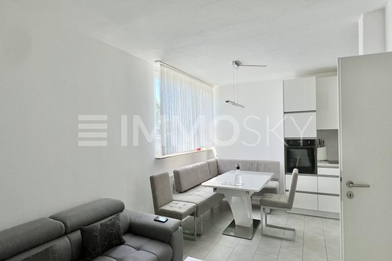Wohn/-Essbereich - 