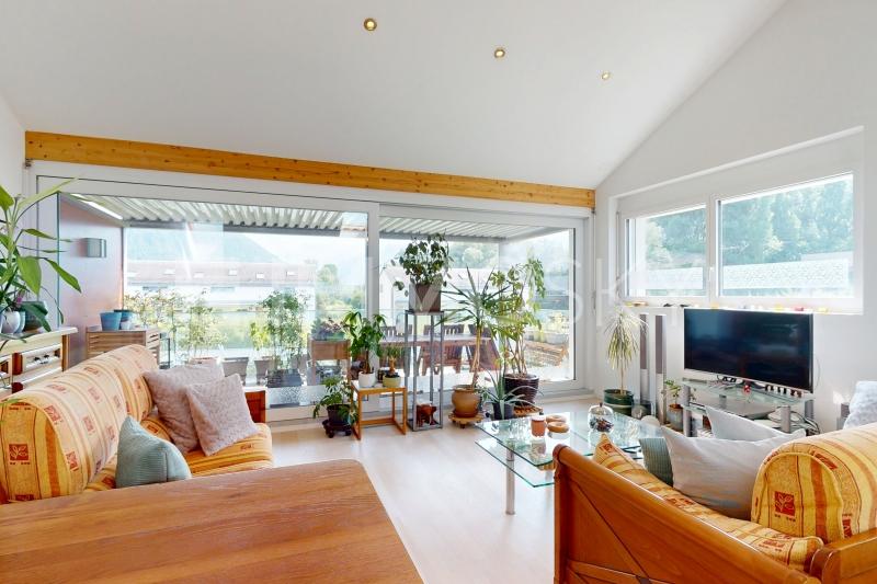 Espace séjour très lumineux - 3.5 Zimmer Maisonette in Villeneuve VD