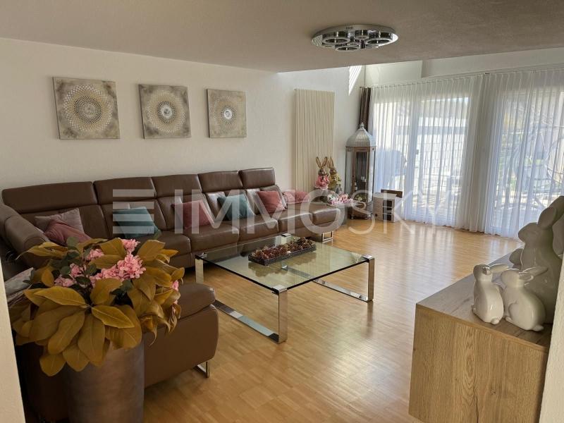 Liichtdurchfluteter Wohnbereich - 7.5 Zimmer Reiheneckhaus in Amriswil