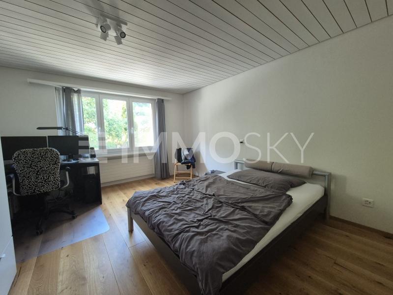 Grosszügiges Schlafzimmer  - 2.5 Zimmer Wohnung in Berneck