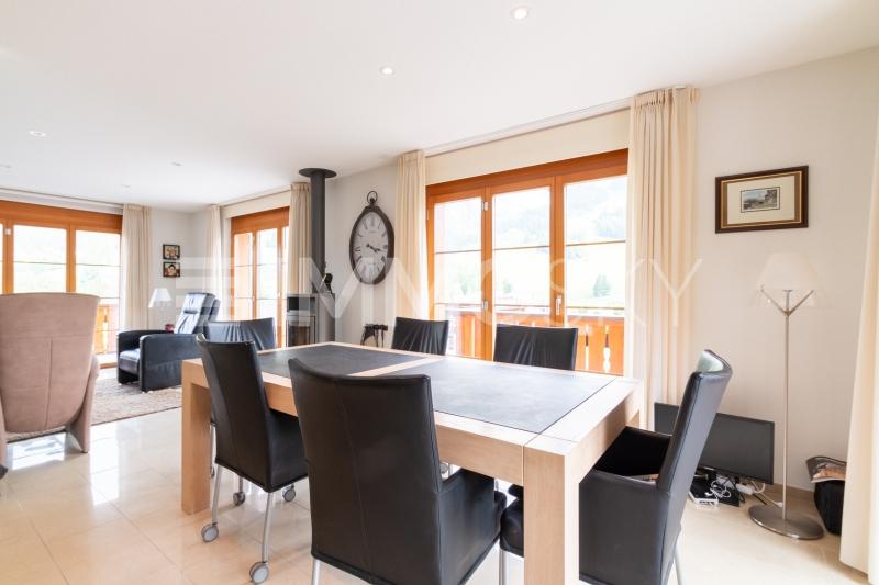 Heller Ess- und Wohnbereich - 5.5 pièces Maison individuelle a Schwarzsee