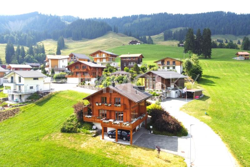 Das Chalet Ihrer Träume - 5.5 pièces Maison individuelle a Schwarzsee