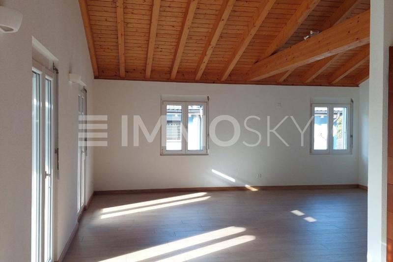 Dove i sogni iniziano  - 8.5 stanze Casa bifamiliare a Melano