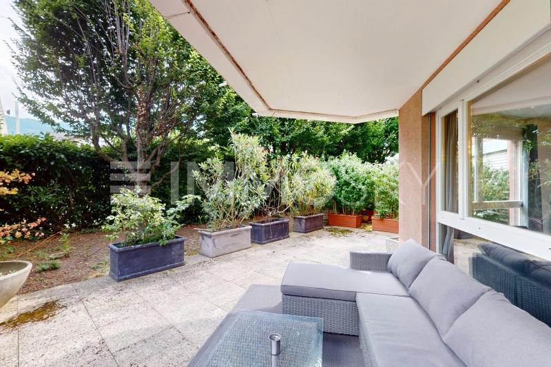Espace extérieur idéal pour vos moments de détente - 2.5 pièces Appartement a Monthey
