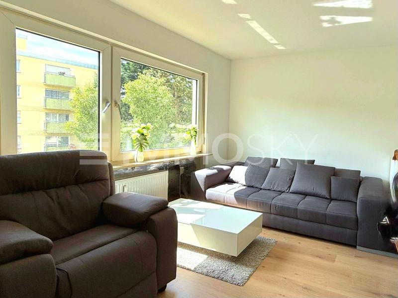 Helles Wohnzimmer - 