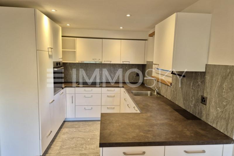 Modern & voll ausgestattet - 3.5 Zimmer Wohnung in Andiast