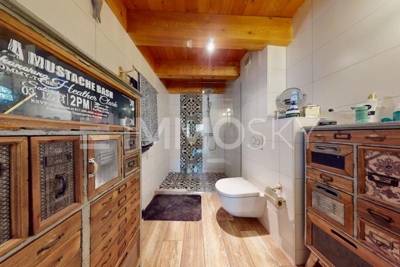 Salle de douche - 5.5 rooms Farmhouse in Valeyres sous Ursins
