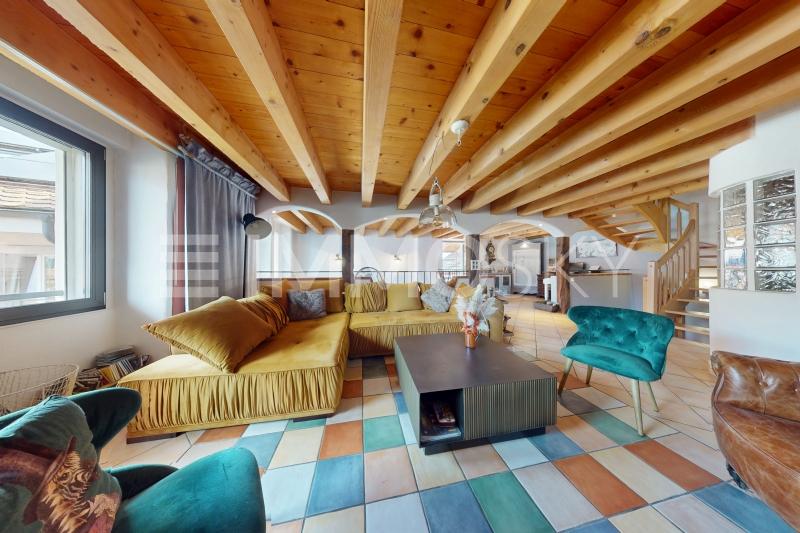 Séjour au 2e étage - 5.5 rooms Farmhouse in Valeyres sous Ursins
