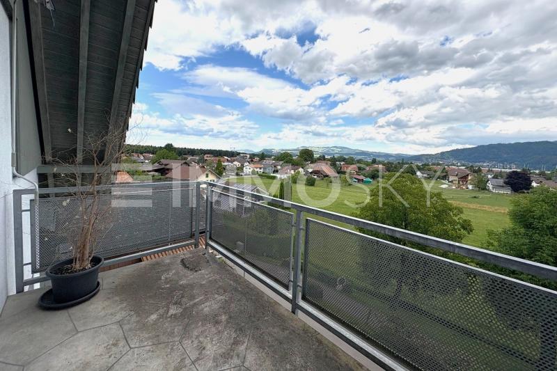 Atemberaubende Weitsicht - 3.5 pièces Appartement sous les toits a Thun