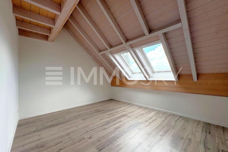 Helles Schlafzimmer - 3.5 pièces Appartement sous les toits a Thun