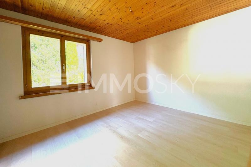 Helles Zimmer - 3.5 pièces Appartement a Goldswil b. Interlaken