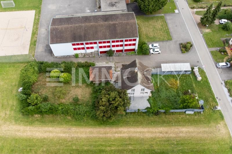 Viel Platz und viel Potenzial - 4.5 pièces Maison a Schwaderloch